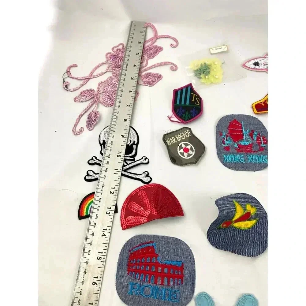 40 PC Assorted Sewing‎ Applique Patches Iron on Sew On NEW Mixed Sequin Crafting